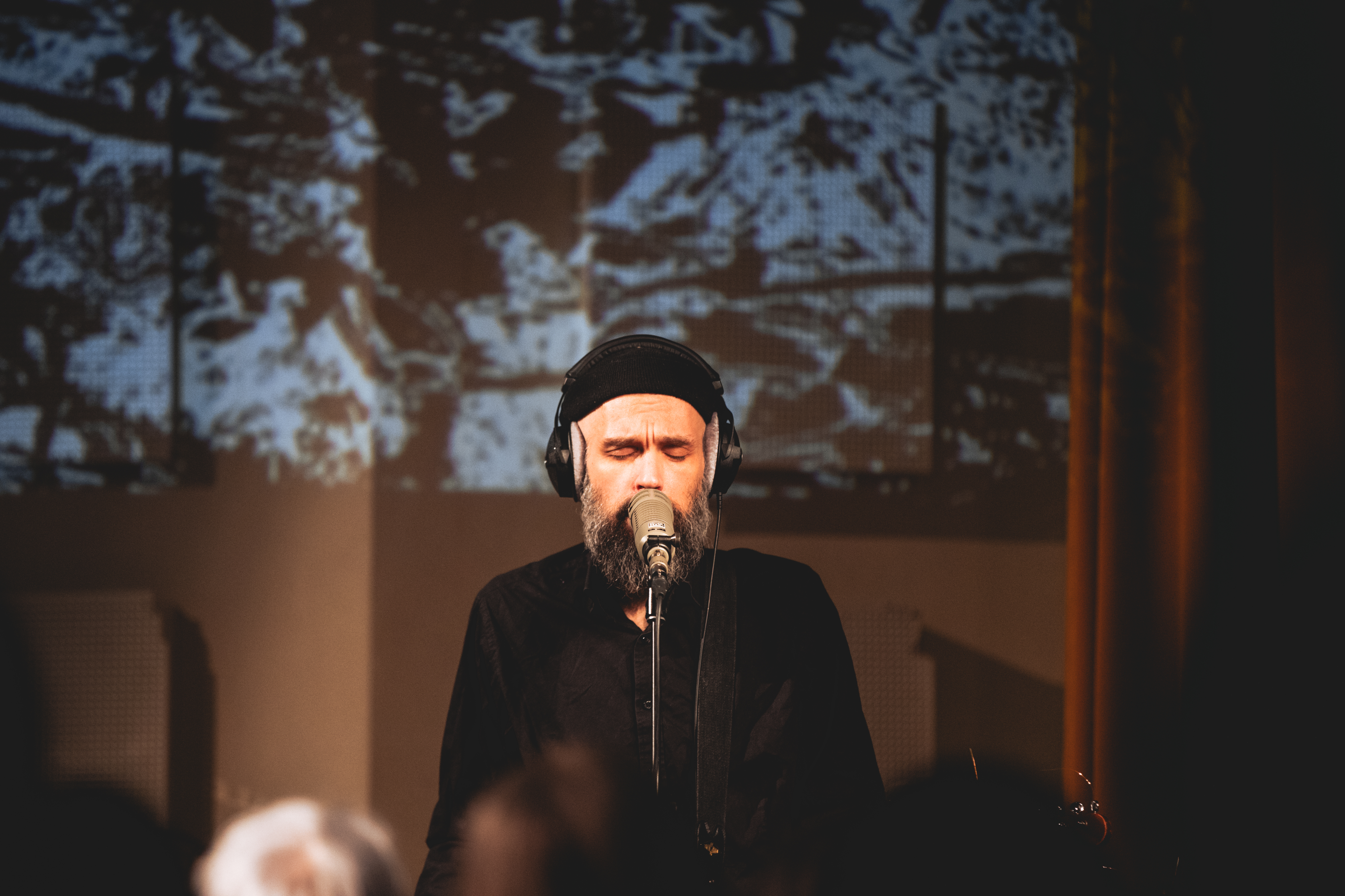 Guitarist and Singer Slovnorama